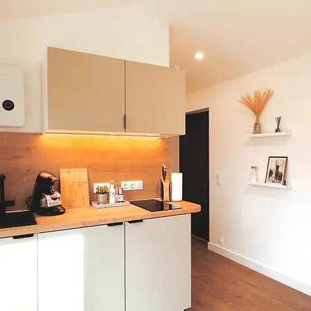 Tiny House Mit Whirlpool Und Sauna 度假居 *