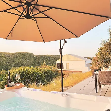 Tiny House Mit Whirlpool Und Sauna Bermel