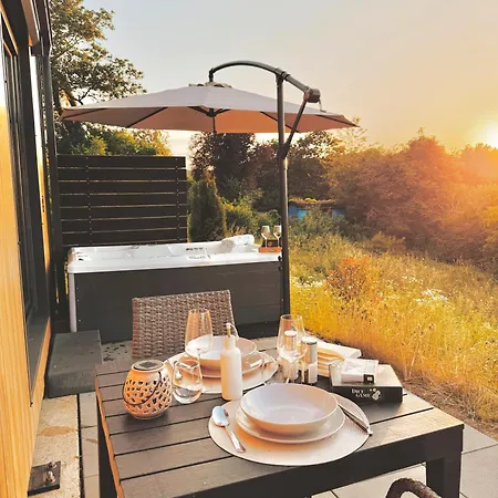 度假居 Tiny House Mit Whirlpool Und Sauna Bermel