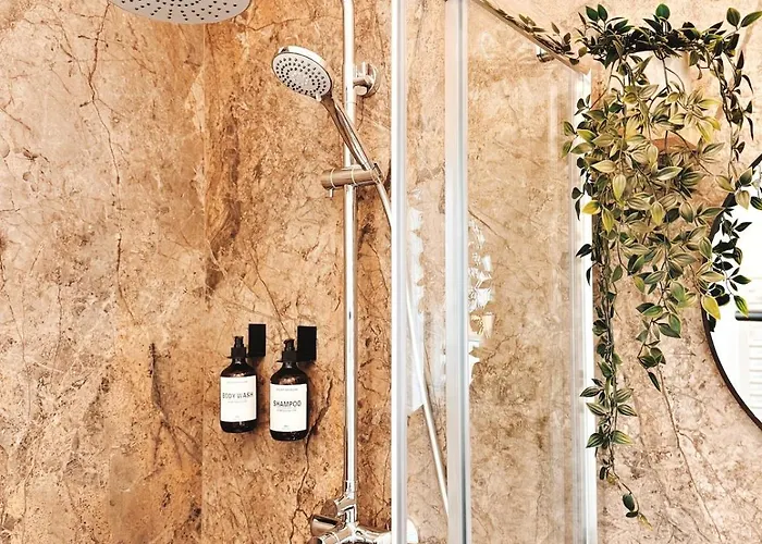 Eulennest Tiny House Mit Whirlpool Und Sauna Bermel